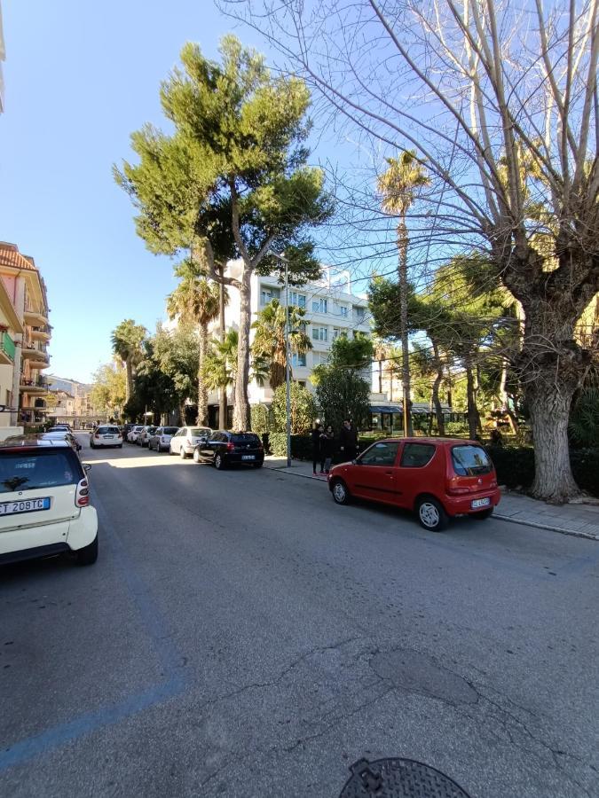 Residenza Topazio San Benedetto del Tronto Exterior foto